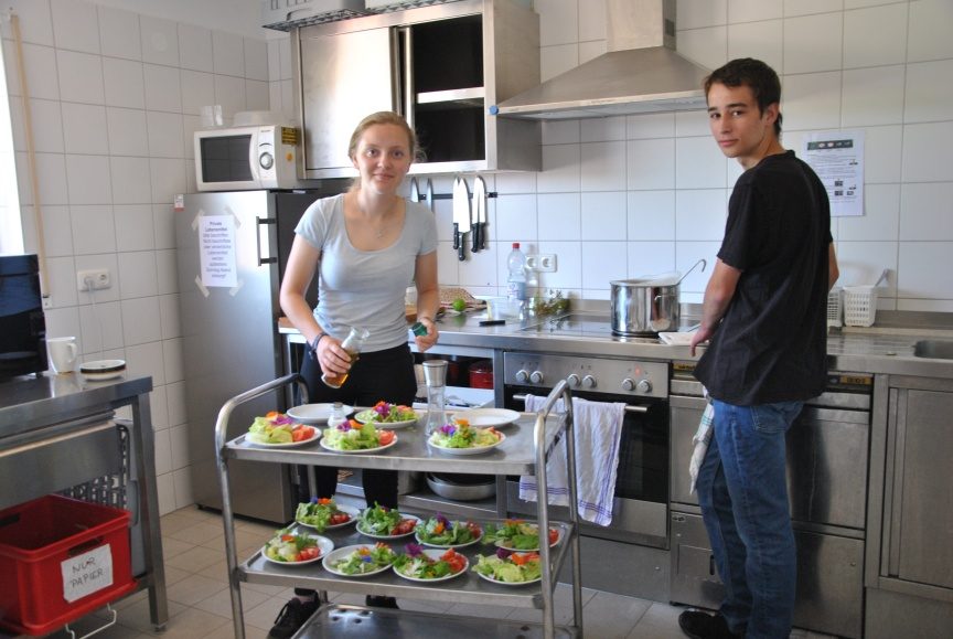 Seniorenrunde: ein vergnüglicher Nachmittag – Foto 2