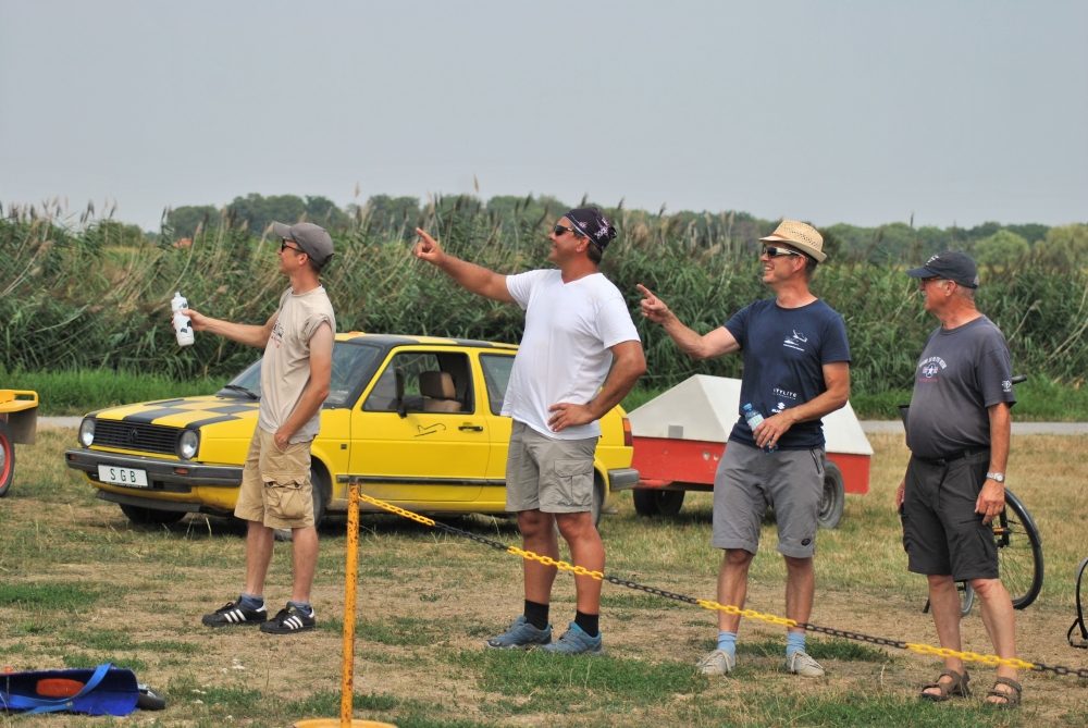 Fliegen in den Ferien: Woche 2 – Foto 2