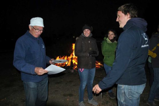 Lagerfeuer Herrmann Siegerehrung