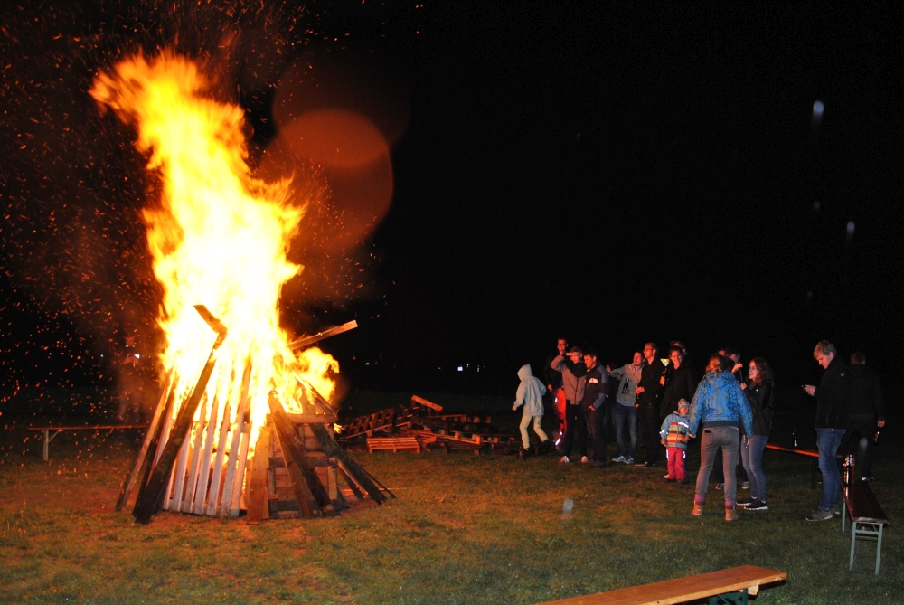 Osterlager Lagerfeuer